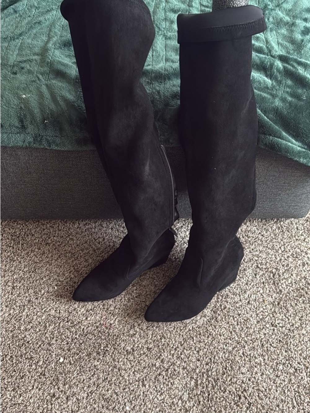 Source Unknown Black Over-the-Knee Suede Boots